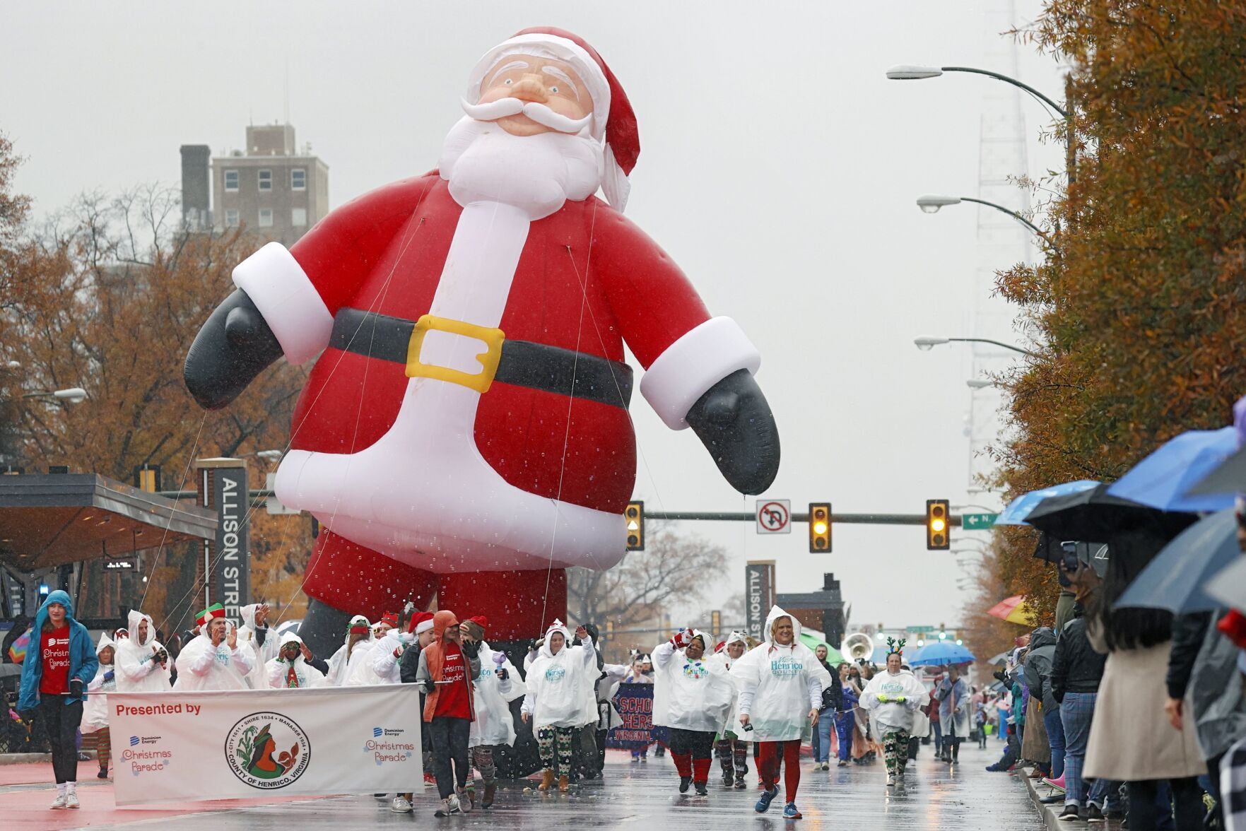 20221204_MET_PARADE_ER_09